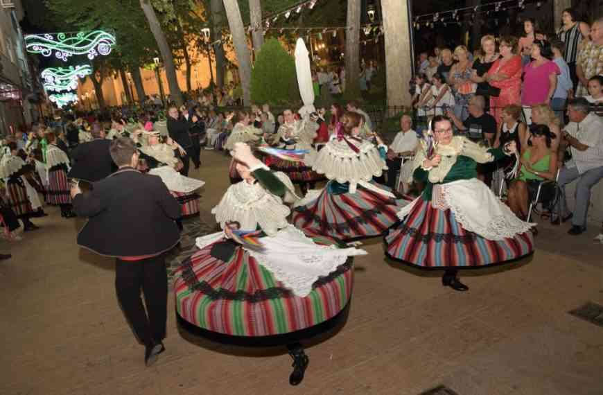 La Virgen de Peñarroya volvió a desfilar por las calles de Argamasilla de Alba