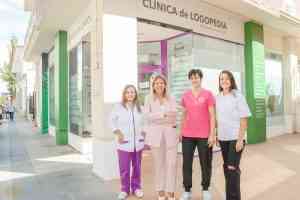 La alcaldesa de Tomelloso ha visitado el centro “Mucho más que palabras” en la calle Concordia de la localidad