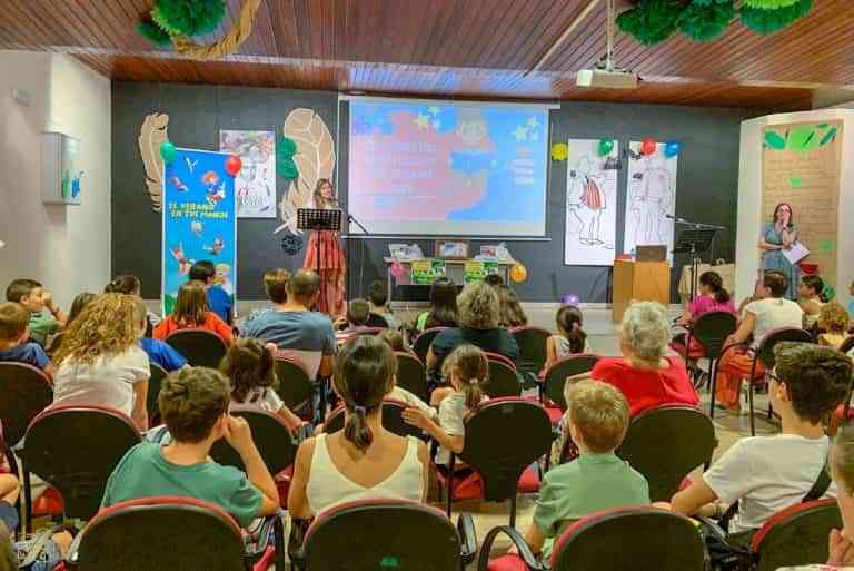 Finalizó el exitoso Juego Lector del Verano de Tomelloso con participación de  118 niños entre ellos 19 “Superlectores”