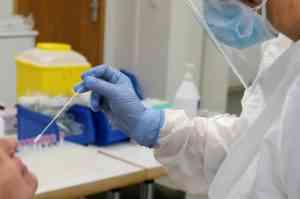 Castilla-La Mancha registró 652 casos por infección de Covid del 26 de septiembre al 2 de octubre en personas mayores de 60 años