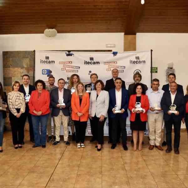 Itecam inaugura su Escuela Industrial de Oficios con la asistencia de más de 70 empresas