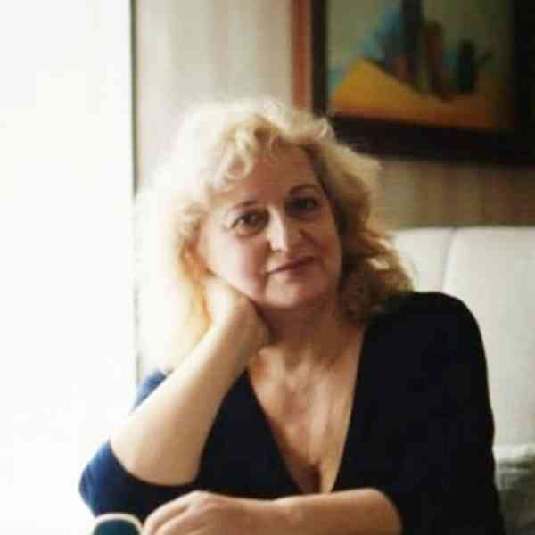 Natividad Cepeda Serrano: “Escribir poesía es intimista y difícil porque es lo más profundo y bello de la literatura”