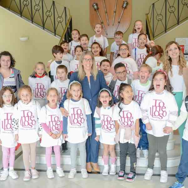 Alumnos de segundo de primaria del colegio Carmelo Cortés visitaron el ayuntamiento de Tomelloso