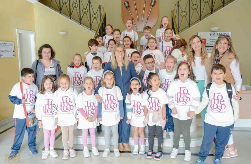 Alumnos de segundo de primaria del colegio Carmelo Cortés visitaron el ayuntamiento de Tomelloso