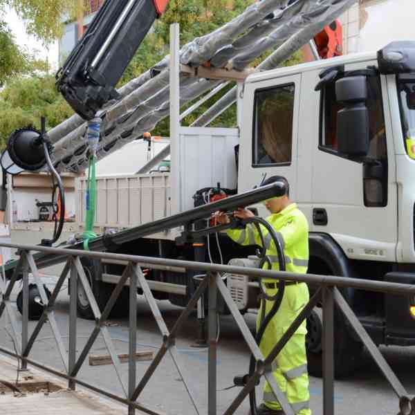 Inició la instalación de nuevas luminarias clásicas y ornamentales en la zona centro de Tomelloso de un proyecto valorado en 3´2 millones de euros