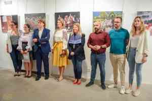 Exposición de artesanía y fotografía “El pueblo rumano tradicional” en la Posada de los Portales de Tomelloso hasta el 30 de octubre