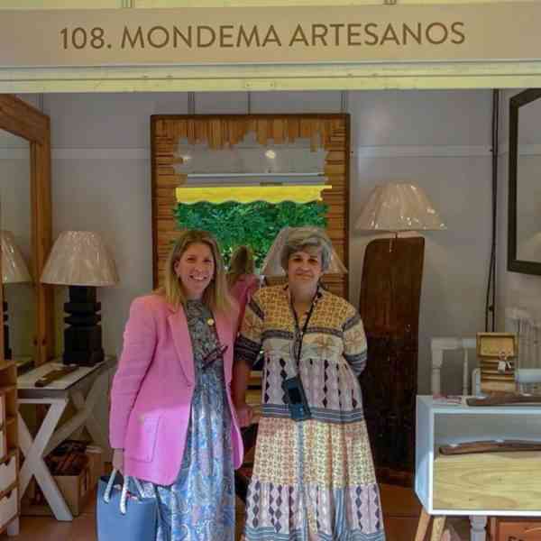 La empresa tomellosera Mondema Artesanos participa en la XLI Feria de Artesanía de Castilla-La Mancha en Toledo que ha visitado la alcaldesa de Tomelloso