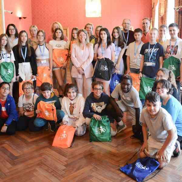 Profesores y alumnos polacos y eslovacos del programa Erasmus+ KA1223 “Europa: hacia un futuro más saludable” recibidos en el ayuntamiento de Tomelloso