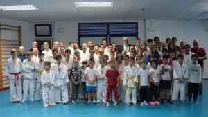 La escuela deportiva municipal de judo y jiu-jitsu y del Club de Judo Manzanares inauguró su temporada 2022-23
