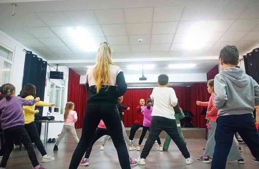 Claudio Mihaila impartió una máster class a los alumnos del Conservatorio Municipal de Musica de Tomelloso
