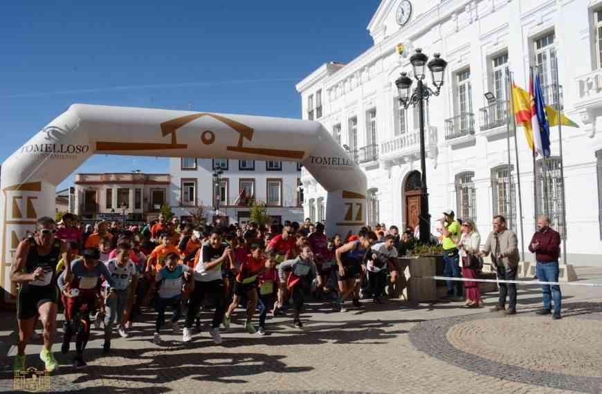Todo un éxito la  Carrera Popular “Memorial Ángel Serrano” de Tomelloso que ha resultado toda una fiesta del deporte