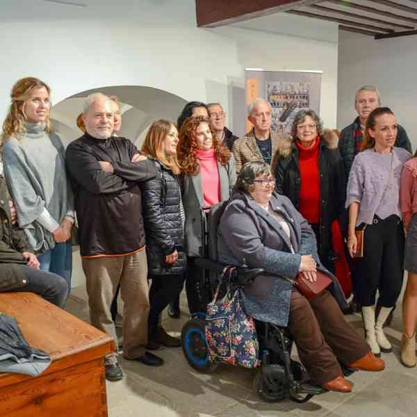 Exposición de la Asociación de Acuarelistas en la Posada de los Portales de Tomelloso con obras de 16 artistas para celebrar la Semana Internacional de la Acuarela