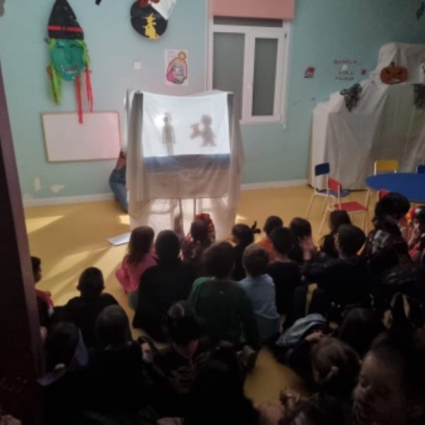Casi 80 niñas y niños disfrutaron de la fiesta de Halloween en la ludoteca municipal de la Divina Pastora de Manzanares