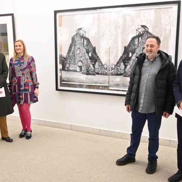 El Museo Municipal de Valdepeñas acoge hasta el 5 de febrero la exposición del I Premio Internacional de Grabado de C-LM