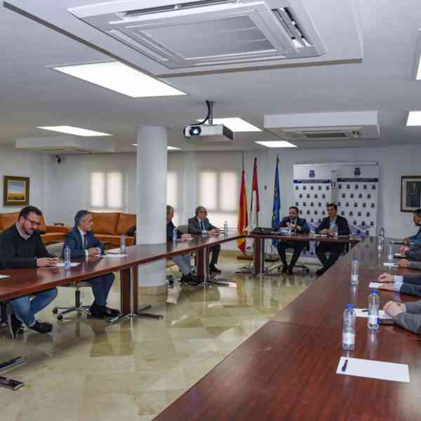 Presidente de APEC ha mostrado su satisfacción porque la Diputación de Ciudad Real se caracteriza por ser una administración “muy inversora”