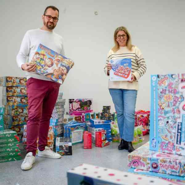 3.000 euros para la campaña de juguetes del ayuntamiento de Tomelloso que serán repartidos por la Cruz Roja y Cáritas