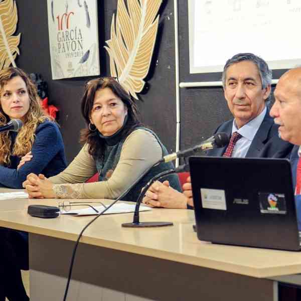 Jornadas de educación y cultura gitana organizadas por ASIEM en Tomelloso fueron inauguradas por la concejala de Educación