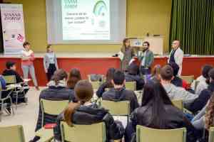 En Tomelloso se ha celebrado el taller “Ciencia en tu mesa: ¿sabes lo que comes?” con participación de los  estudiantes del municipio y continuará el 19 de diciembre