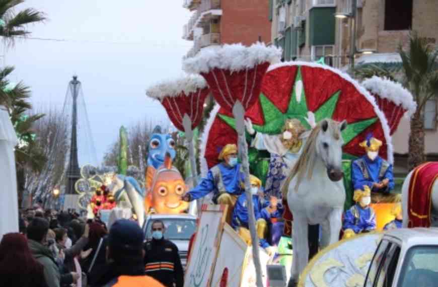 La agenda de los Reyes Magos en Manzanares de este jueves iniciará a mediodía en la carpa de La Pérgola y la Cabalgata dará inicio a las  17:30 h