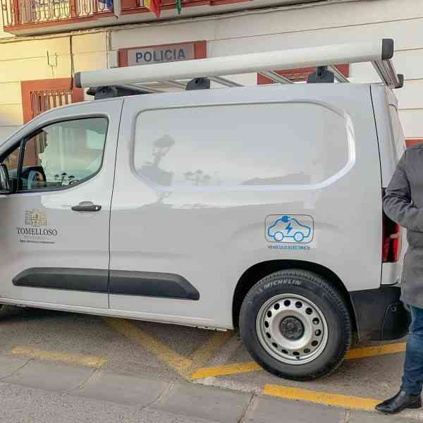 Tomelloso se suma al mundo de los vehículos eléctricos en su apuesta por la eficiencia energética