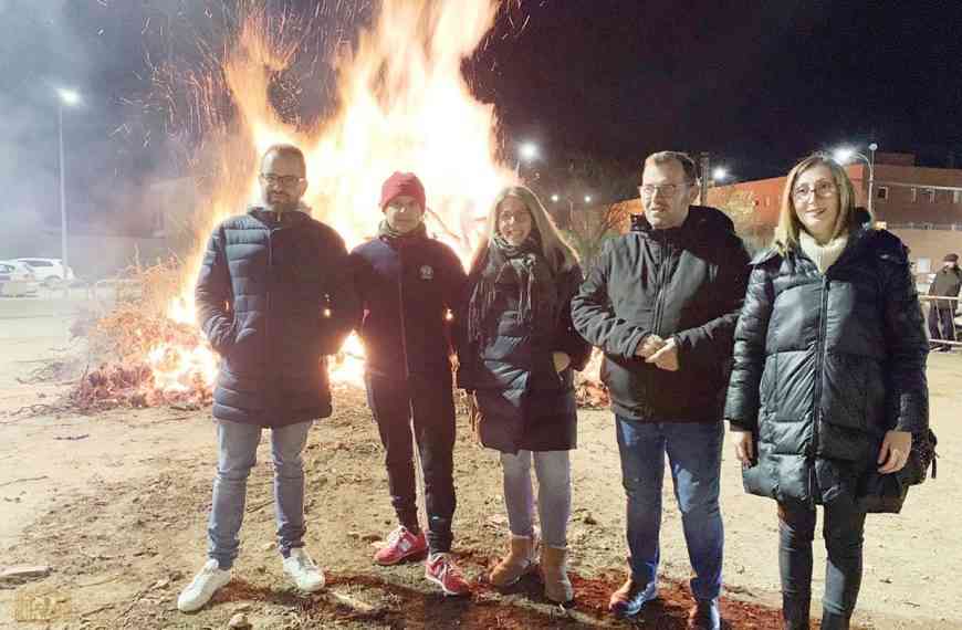 Hogueras en honor a San Antón celebradas con gran entusiasmo en Tomelloso