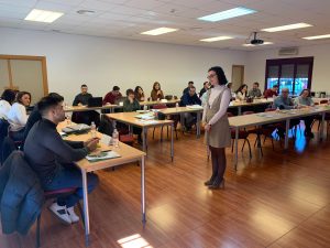 Cooperativas capacita a un grupo de treinta jóvenes de la región para liderar empresas agroalimentarias.