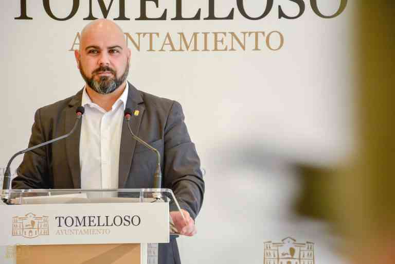 La avenida Juan Carlos I de Tomelloso será embellecida con un nuevo proyecto urbano en los próximos días.