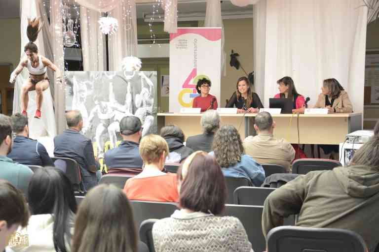 «Exposición Crossfit-Fit&Fun es inaugurada en la Escuela de Arte y Diseño Antonio López de Tomelloso»