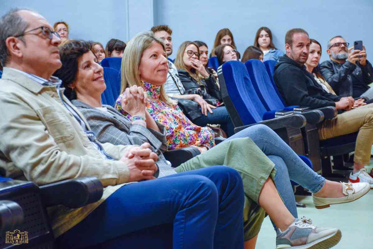 Semana de Formación Profesional y Emprendimiento en el IES García Pavón de Tomelloso del 24 al 28 de abril.