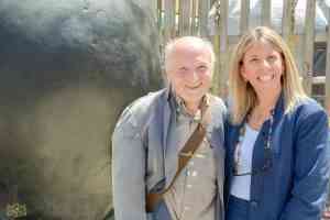 Las gigantescas cabezas esculpidas por Antonio López impresionan en su llegada a Tomelloso.