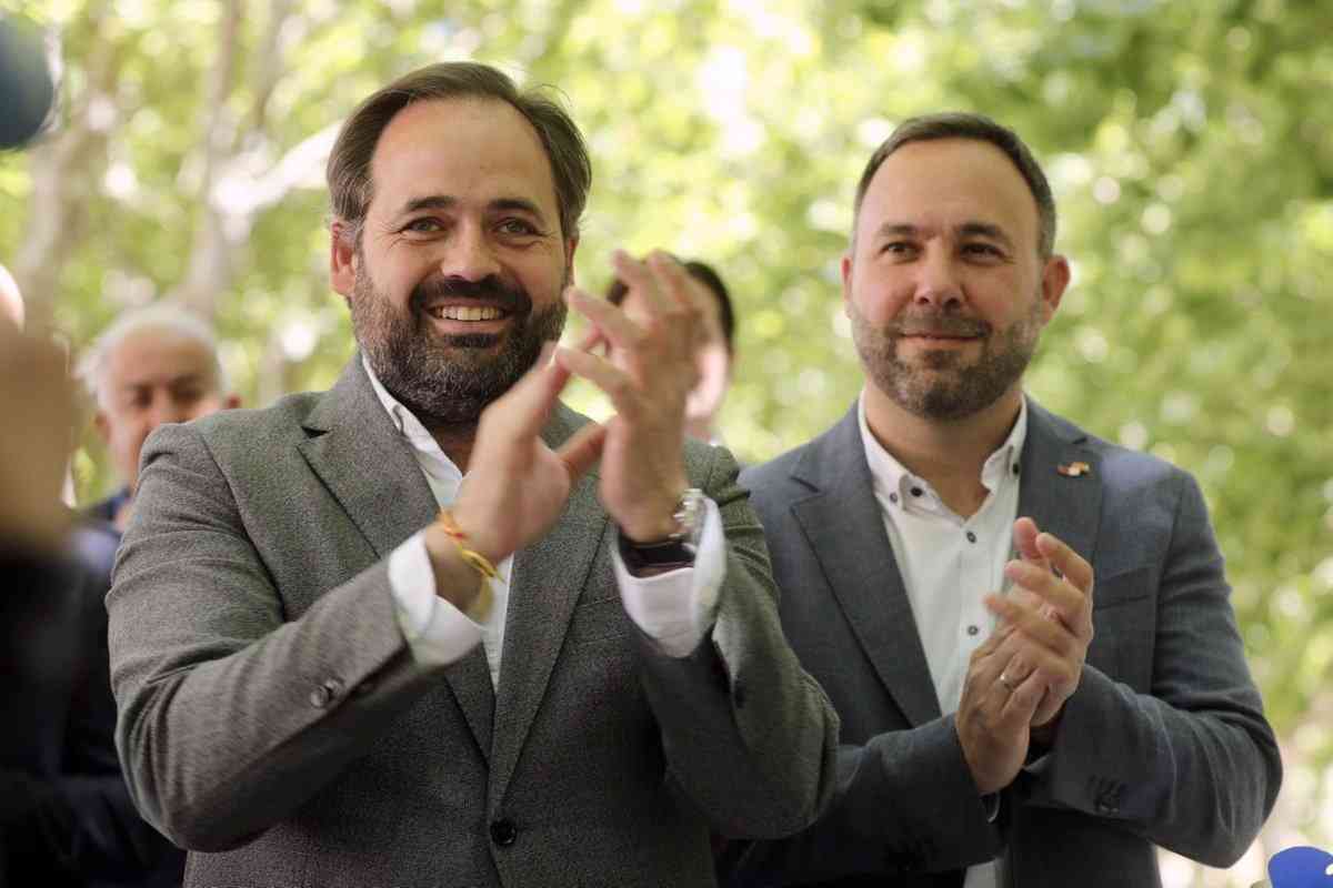 Posible reescritura: Núñez se compromete a construir una UCI y un centro de salud en Tomelloso si es elegido Presidente de CLM.