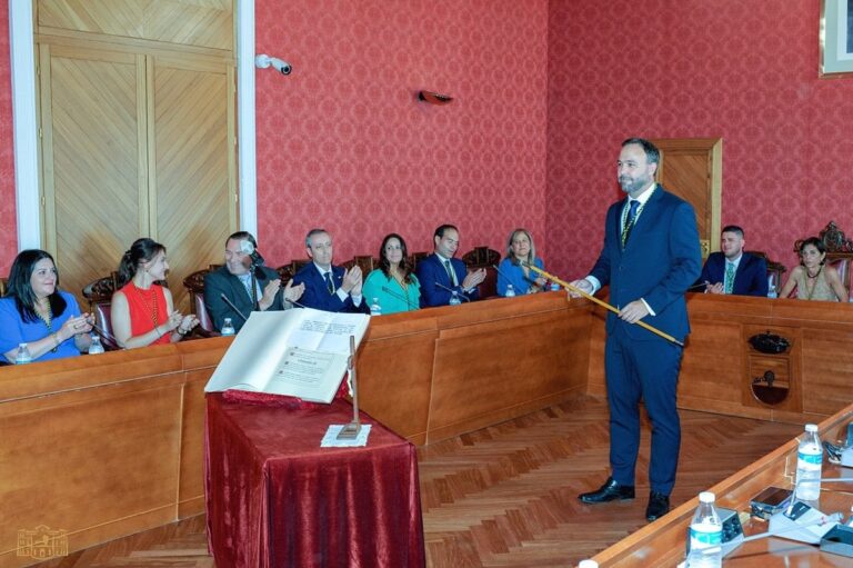 Después de su investidura, Javier Navarro afirma que su convicción en un Tomelloso mucho más llevó a convertirse en alcalde.