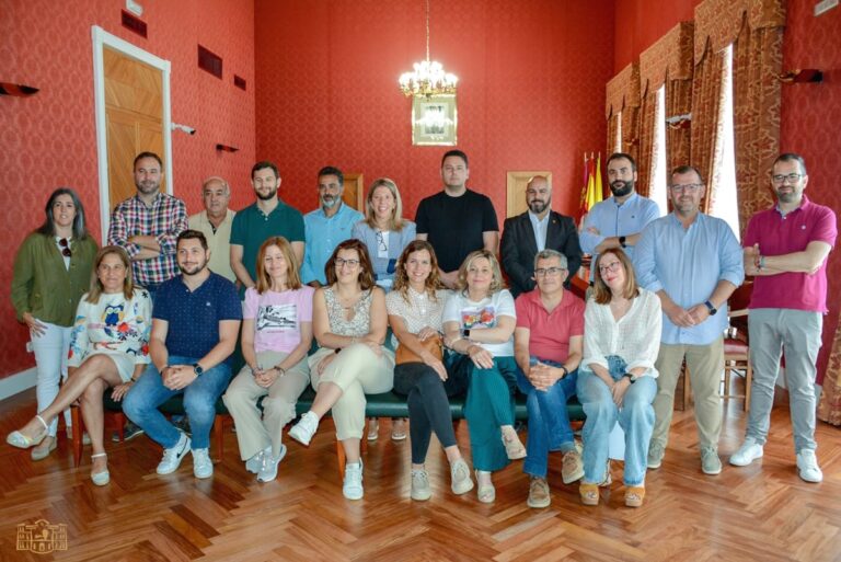 Pleno municipal celebrado en Tomelloso antes de la toma de posesión de la nueva corporación el 17 de junio, marcando el final de este mandato.