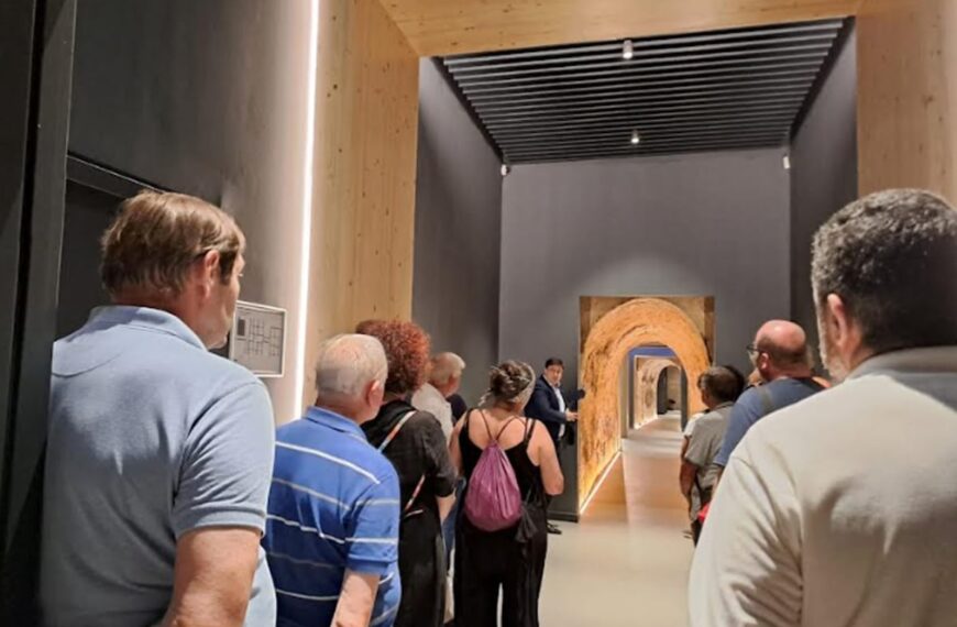 Visita de La Rioja Suroriental, grupo de acción local, a Tomelloso, reconocido como el «mejor municipio enoturístico»