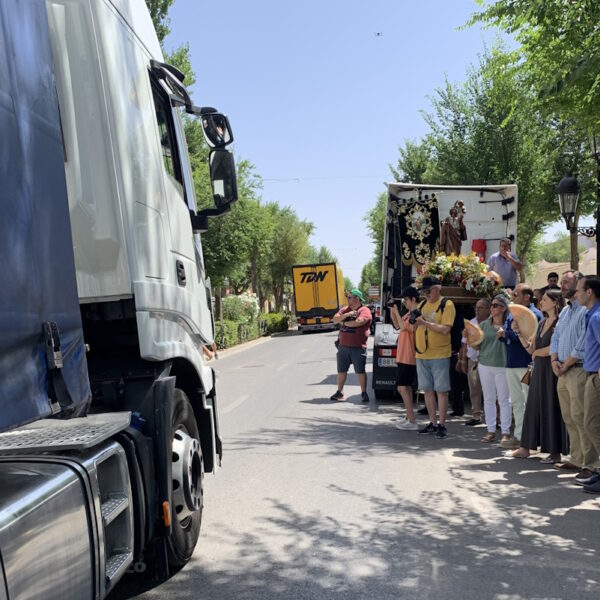 Celebrado el desfile de San Cristóbal en Tomelloso con participación de 170 vehículos y la presencia del alcalde