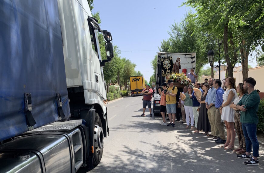 Celebrado el desfile de San Cristóbal en Tomelloso con participación de 170 vehículos y la presencia del alcalde