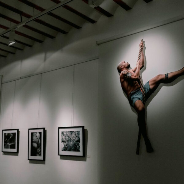 Estupenda combinación de fotografía y CrossFit en la exposición “CrossFIT & FUN” abierta hasta el 31 de agosto en Manzanares