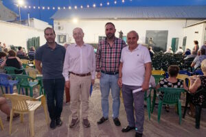 La importancia de tener asociaciones de vecinos activas que impulsen la actividad, según el alcalde de Tomelloso, Javier Navarro