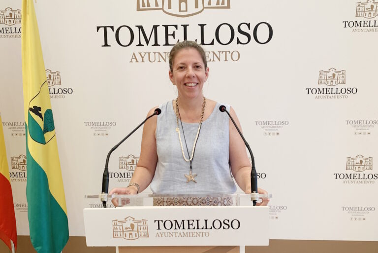 Propuesta del grupo municipal socialista de suprimir la tasa de la piscina municipal de Tomelloso este verano