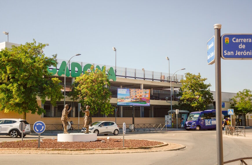 Autorizada la demolición del establecimiento comercial «Mercadona» en la avenida Juan Carlos I de Tomelloso