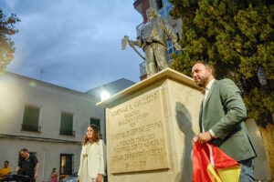 La escultura “Homenaje al Agricultor” fue inaugurada el pasado sábado coincidiendo con el XXXVII Día del Viticultor en Tomelloso