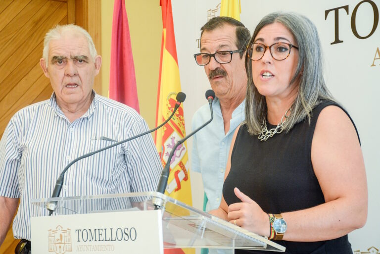 Jornadas de Prevención del Alcoholismo, Ludopatía y otras Drogas Organizadas por AARFATOM en Tomelloso el 3 de septiembre