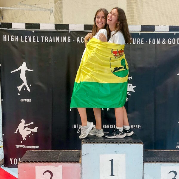 Destacada participación de las patinadoras de Tomelloso, Clara Serna e Inma García, en la Competición Internacional de Inline Freestyle