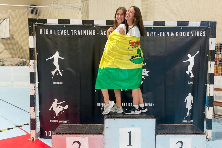 Destacada participación de las patinadoras de Tomelloso, Clara Serna e Inma García, en la Competición Internacional de Inline Freestyle