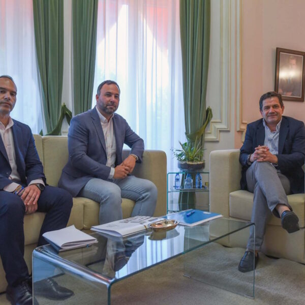 Planteamiento de Navarro sobre la importancia de reactivar la Unidad de Extranjería de la Policía Nacional en Tomelloso