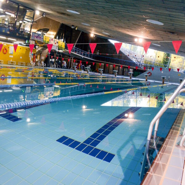 El Ayuntamiento de Tomelloso solicita una ayuda de 103.370 € para la digitalización de la piscina cubierta.