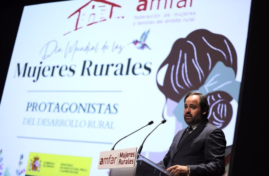 Crítica de Paco Núñez: No hay obligación de celebrar un pleno y cuestiona la amnistía de Sánchez hacia Puigdemont.