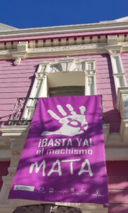 Hoy en Puertollano, Convocatoria de un minuto de silencio en repudio a la violencia de género en la puerta del consistorio el 3 de octubre.