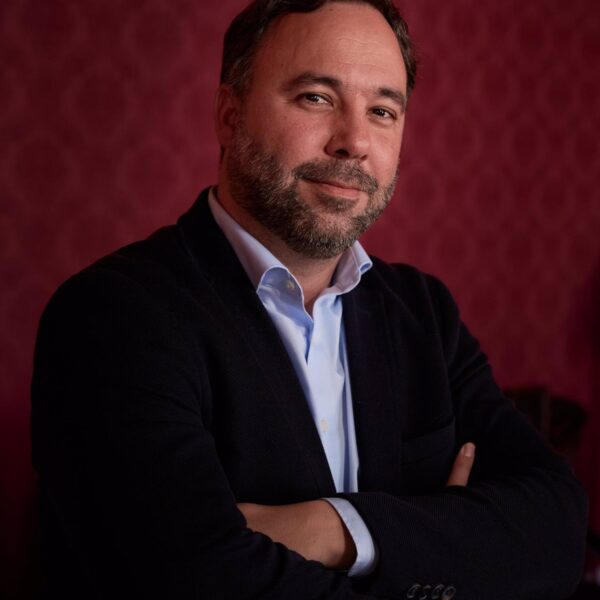 Ayuntamiento de Tomelloso demanda servicios clave: Comedor escolar, mejoras en centro de salud, ampliación de UCI y enseñanza de Enología en Castilla-La Mancha.