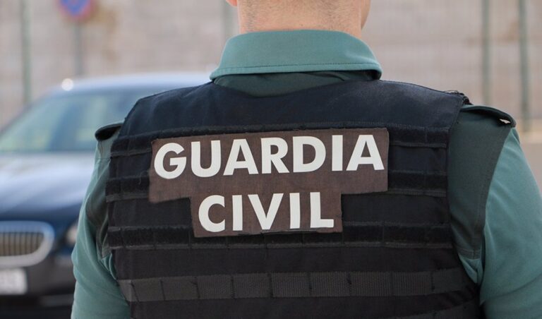 Desenmascarado en Alcázar: Detienen a Falso Guardia Civil que Estafaba a Comerciantes locales